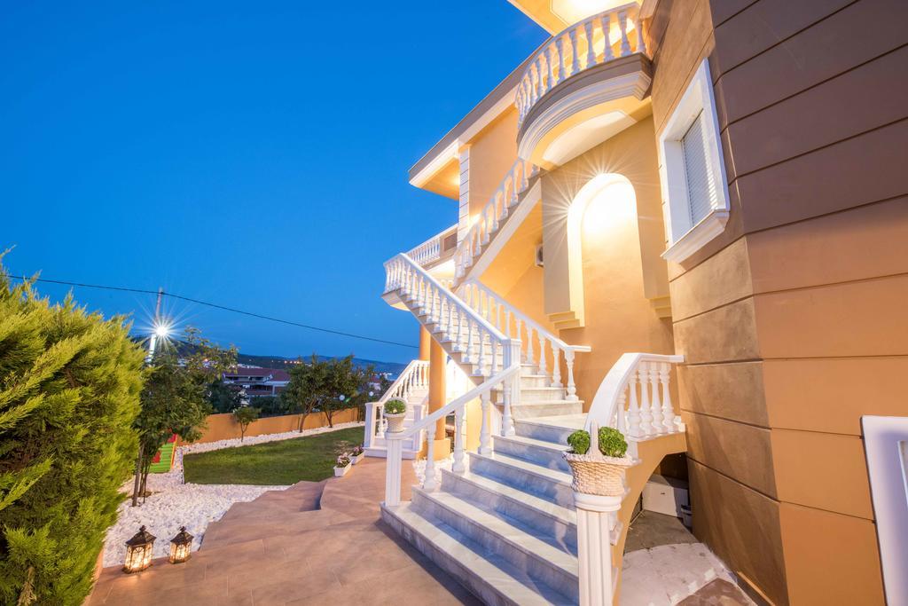 Angels View Luxury Family Apartments Limenaria  Extérieur photo
